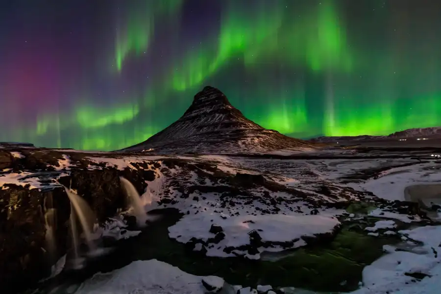 Islandia